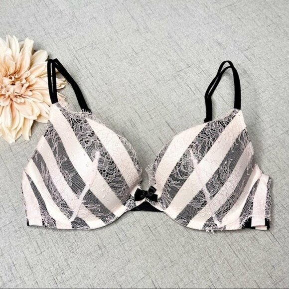 Victoria’s Secret Pink Lace Very Sexy Push Up Bra 34C - Picture 1 of 5
